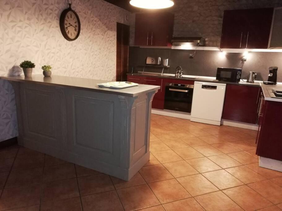 Maison Charentaise A La Campagne Becheresse Extérieur photo