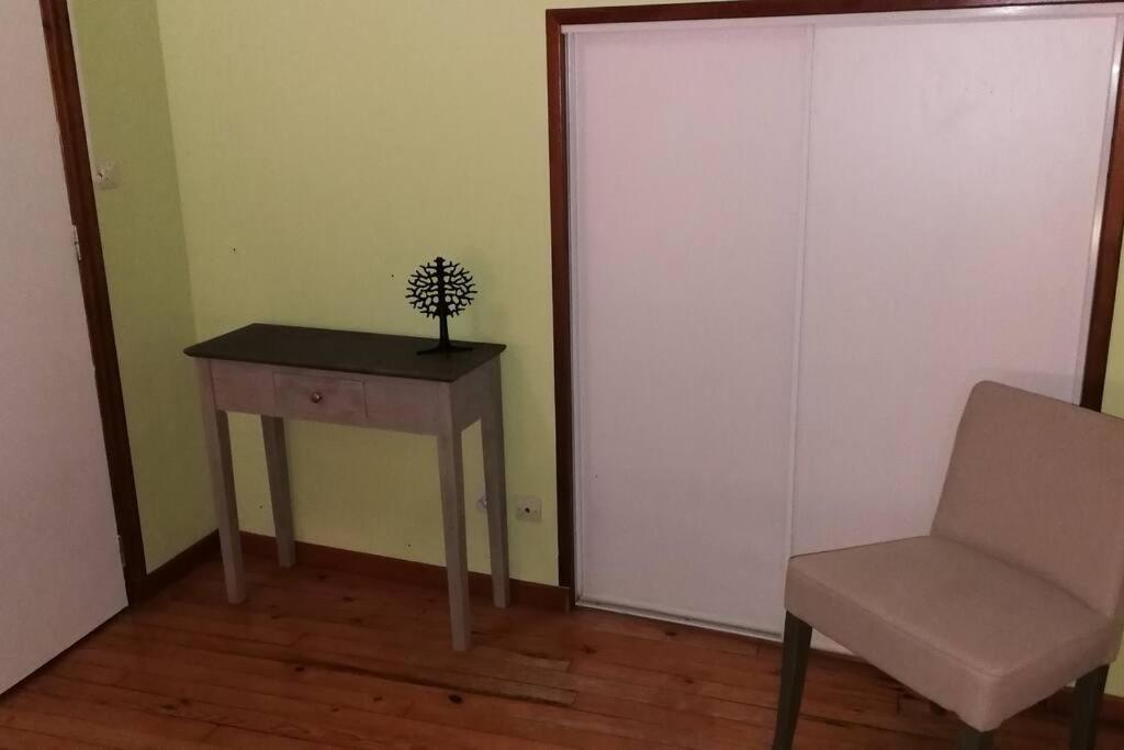 Maison Charentaise A La Campagne Becheresse Extérieur photo